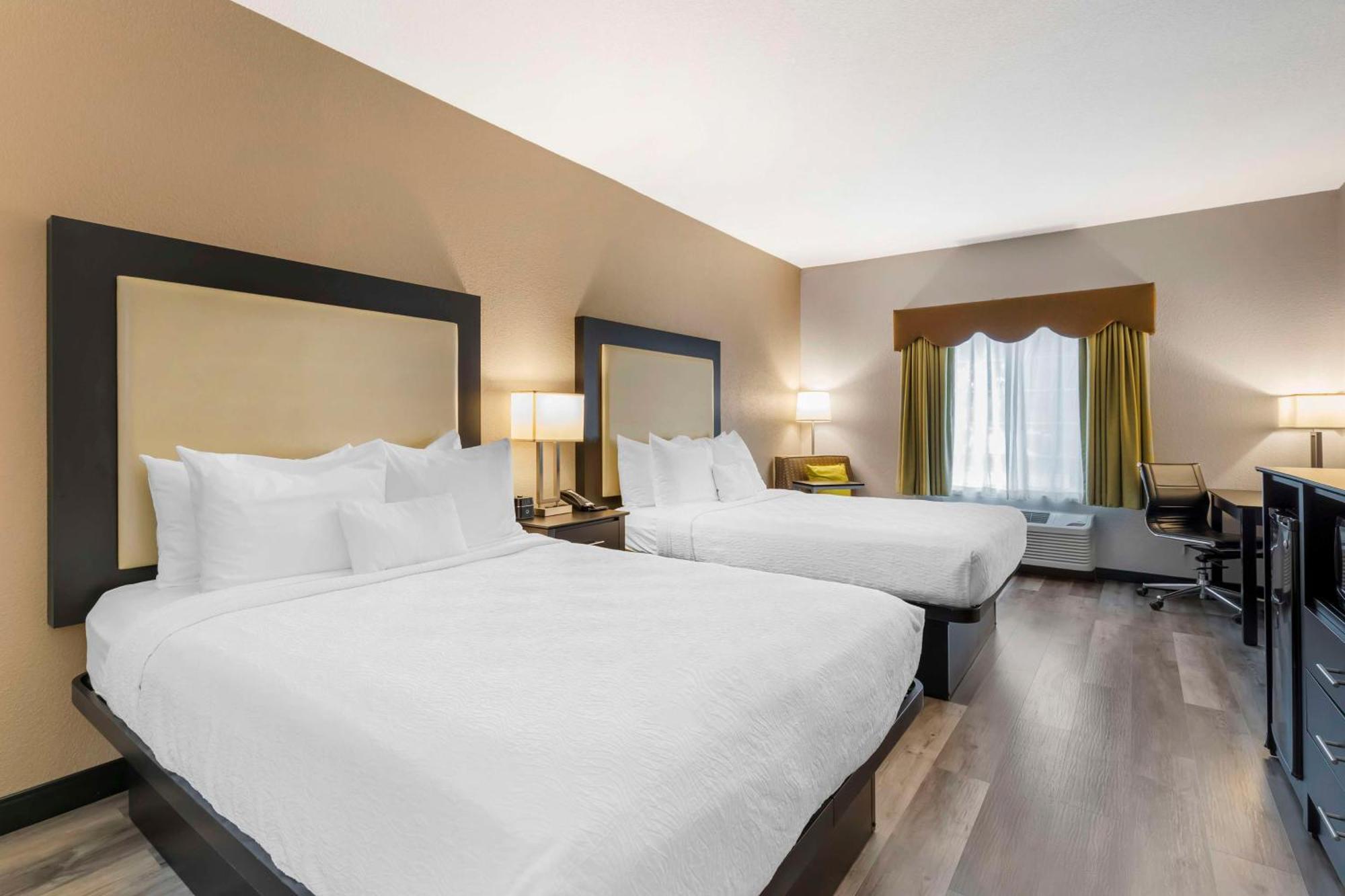 Best Western Plus Des Moines West Inn & Suites Clive Dış mekan fotoğraf