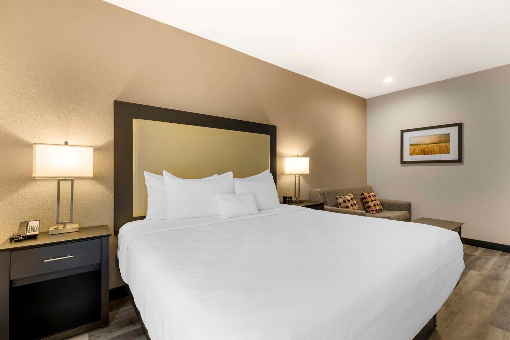 Best Western Plus Des Moines West Inn & Suites Clive Dış mekan fotoğraf