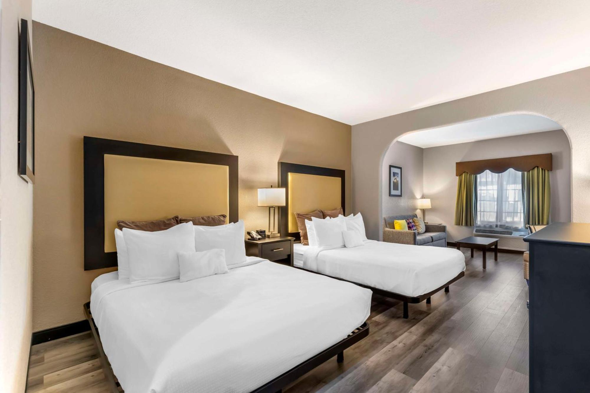 Best Western Plus Des Moines West Inn & Suites Clive Dış mekan fotoğraf